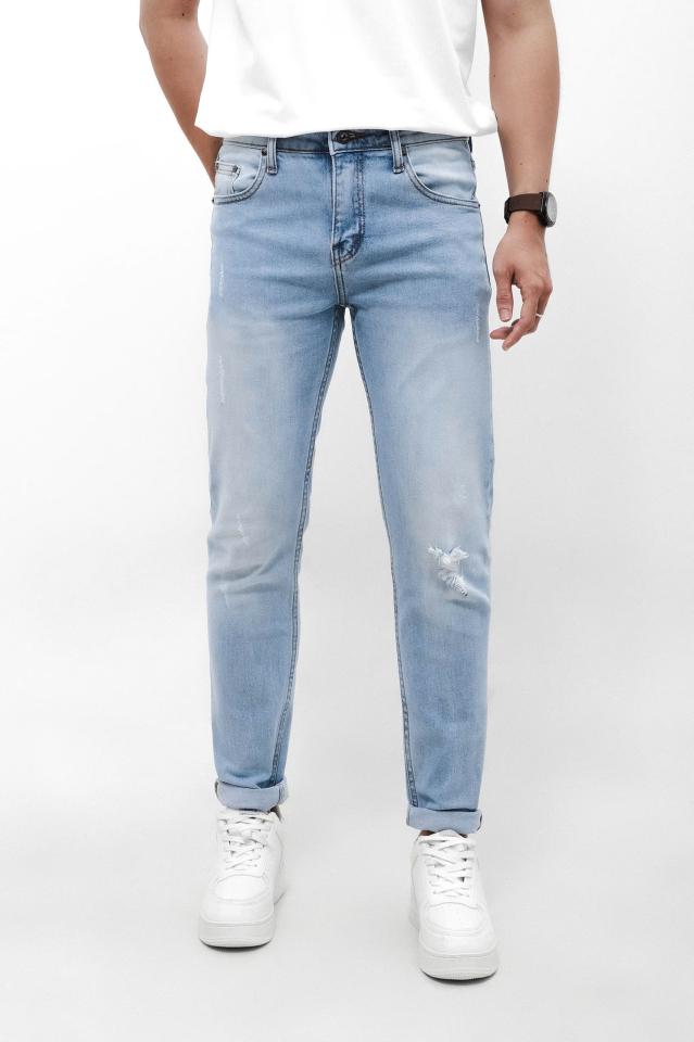 QUẦN JEAN SLIM FIT XANH NHẠT RÁCH 250201